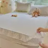 Juego de tres piezas de sábana bajera de encaje de algodón puro fresca y sencilla para una sola cama, protector de colchón 100% algodón, protector de colchón de cobertura total para colchón Simmons