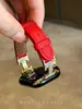 Correa de Reloj de Lujo Ligero con Hebilla H Incrustada de Diamantes Adecuada para Apple Watch 12, Correa de Cuero Granulado S9876Se