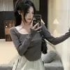 Entrega única outono e inverno 2023 camiseta de veludo gola quadrada manga longa feminina roupa íntima barra slim curva camisa de manga longa para usar por baixo