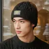 Gorro unissex de inverno para casal com proteção para as orelhas, forrado com fleece, espessado, quente, à prova de frio, gorro de tricô casual e versátil