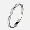 Pulsera Nueva con Giro Estilo Coreano, Pulsera Geométrica de Moda con Cruz Hueca de Diamantes Completos Estilo Ins Europeo y Americano, Pulsera Simple y Única