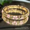 En Stock Suministro Directo de Fábrica Pulsera de Cloisonné con Filigrana Hueca, Flores Esmaltadas e Incrustaciones de Diamantes, Regalo de Área Escénica Nacional al por Mayor