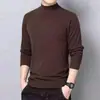Primavera y Otoño Nueva Moda Marca Suelto Forro Polar Cuello Semi-alto Camiseta Base Suéter para Hombre Interior Manga Larga Camiseta Top Ropa