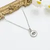 Colar de Moda Europeu e Americano Transfronteiriço Mais Vendido Luxo Leve Flor de Amor Borboleta Vazada Corrente de Clavícula com Temperamento de Nicho Feminino Atacado