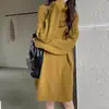 Vestido Jersey de Cuello Alto Estilo Perezoso de Longitud Media para Mujer Otoño e Invierno Nuevo Holgado Base Color Sólido Cómodo Adelgazante