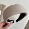 2026 Nuevo Estilo Diadema de Mujer Plisada de Ala Ancha Sensación de Alta Gama Cubre la Parte Superior del Cráneo Hace que la Cara se Vea Más Pequeña Cubre la Raya del Cabello Pinza para el Cabello Accesorio para el Cabello
