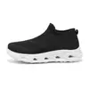 Sapatos transfronteiriços de bico largo, forma larga, tamanho grande, tênis slip-on, sapatos casuais, tênis esportivos respiráveis e absorventes de choque, tênis de corrida da moda para mulheres