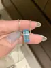 Colar Banhado a Ouro Real com Zircônia Azul para Mulheres, Popular no Xiaohongshu, Moda Versátil de Luxo Leve, Pingente de Alta Qualidade, Peça Única no Atacado