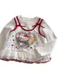 Timo Roupas Casuais para Meninas Camiseta de Manga Longa com Estampa de Desenho Falsa Duas Peças Outono Renda Estilo Coreano Patchwork para Meninas