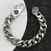 Pulsera de Cruz Única, Estilo Retro Europeo y Americano Audaz, Pulsera Gruesa con Cierre para Hombres Modernos
