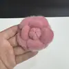 Acessório de Moda de Seda de Alta Qualidade 8cm Flor de Camélia Ultra-Resistente com Broche e Presilha Dupla Utilização