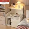 Mesita de Noche 2025 Más Vendido Hogar Dormitorio Pequeño Gabinete de Almacenamiento Estilo Escandinavo Simple Gabinete Estrecho Gabinete de Almacenamiento para Mesita de Noche de Dormitorio