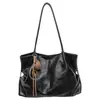 Bolso tote de cuero suave retro simple para mujer, gran capacidad, adecuado para otoño, trabajo y desplazamientos, bolso de hombro o debajo del brazo