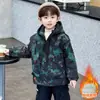 Parka de Pana para Niños Niños Tallas Grandes Otoño e Invierno 2026 Nueva Elegante Chaqueta Cortavientos Gruesa de Invierno para Niños Estilo Ropa de Trabajo
