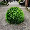 Tapa de registro decorativa de planta verde para exteriores, bola de planta verde artificial, bola de hierba auspiciosa, oculta imperfecciones, es resistente al sol y antioxidante