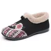 Zapatos para mujer, zapatos de algodón, envío directo transfronterizo, botas de nieve, talla grande, bordado, botas para mujer, estilo étnico, versátiles, zapatos de algodón, botas cortas gruesas