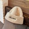 Gorro de Punto de Gran Circunferencia para Mujer 2025 Nuevo Estilo Otoño e Invierno, Hace que la Cara Parezca Más Pequeña, Cálido, Protector de Orejas, a Prueba de Frío, Gorro de Lana Blanco Crudo, Moderno