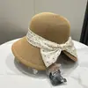 Sombrero de Paja con Lazo de Lunares Estilo Nuevo de 26 Años para Mujer, Sombrero de Sol de Ala Ancha para Verano, Estilo Dulce Coreano, Sombrero Cubo de Playa Adelgazante