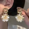 Pendientes de Perla de Circonita de Moda de Aguja Plateada Pendientes de Botón Retro de Lujo Ligero de Nicho Francés Pendientes Nuevos 2026