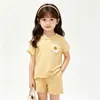 Nuevo Conjunto de Top Rayado y Shorts para Niños, Atuendo Rayado de Verano para Niñas, Moda Casual de Manga Corta y Cuello Redondo