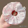 Lenço Quadrado Doce de Verão Scrunchie para Mulheres, Elástico de Cabelo Elegante com Laço Floral, Acessório Versátil para Rabo de Cavalo Baixo