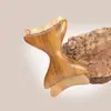 Rascador Masajeador de Cuerno de Sándalo Verde, Peine Masajeador de Cuerno en Forma de Arco, Peine de Madera Portátil para Uso en Casa, Peine de Cuerno Portátil
