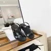 Sandálias Romanas Femininas Casuais Elegantes Planas de Couro Genuíno Abertas na Ponta, Estilo Vintage de Nicho, Versáteis para Todas as Ocasiões, com Tira