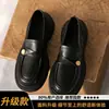 Mocasines marrones para mujer 2026 primavera nuevo estilo universitarios zapatos de piel suave poco profundos zapatos de piel negros estilo británico para mujer