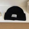 Sombrero de lana casual versátil estilo ins otoño e invierno 2024, gorro de parche tejido azul leche, cálido para circunferencia de cabeza grande, gorro para el frío