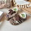Estilo Otoño Antideslizante Velcro Suela Suave Guardería Estampado de Leopardo Zapatos de Bebé Zapatos Deportivos para Niñas Zapatos Casuales para Niños Marrón Individual