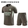 2526 Uniforme de Entrenamiento de Manga Corta del Real Madrid Uniforme de Fútbol de Manga Corta Infantil del Real Madrid Transpirable Set de Uniforme de Entrenamiento de Manga Corta del Real Madrid