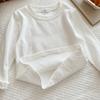 26 Nuevos Modelos de Primavera de Camisetas Interiores de Manga Larga para Niños Pequeños y Medianos, Camisetas de Algodón Fino con Cuello Redondo para Niños Estilo Primavera y Otoño