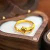 Anillo del Zodiaco Caballo 2026 Chapado en Oro Vietnamita Ángel Guardián del Año del Caballo Anillo de Moneda de Cobre Caballo Pequeño Regalo
