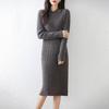 Nuevo Vestido de Punto con Solapa de Lana Pura para Otoño e Invierno 2025 de Manga Larga para Mujer, Color Puro, Aspecto Adelgazante, Falda de Longitud Media