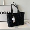 Bolso de mujer de alta gama y gran capacidad 2024 nueva moda bolso de hombro simple diseño nicho estilo extranjero bolso tote para ir al trabajo