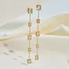 Novos Brincos Longos Assimétricos de Aço Inoxidável Coloridos com Zircônia para Cubos de Açúcar da Nimai Estilo Nicho de Luxo Leve Joias Atacado