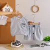 Conjunto de Verão para Meninos 2026 Novo Estiloso Bebê Crianças Esportivo Sem Mangas Conjunto de Duas Peças Roupas Bonitas Tendência Atacado
