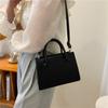 Bolso Pequeño Nuevo para Mujer 2022 Popular Nuevo Estilo Coreano Moda Bolso Cruzado Celebridad de Internet Moda Texturizada Bolso de Hombro de Mano