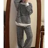 [Empaquetado] Varios estilos de pijamas de forro polar de coral para mujer, cálidos y gruesos para otoño e invierno, con lindos diseños de dibujos animados, adecuados para usar en casa o como ropa exterior
