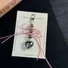 Laço de Fita Pingente de Coração de Metal Chaveiro de Coração de Metal Brilhante Decoração para Bolsa Telefone