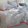 Juego de Cama de Cuatro Piezas de Gasa de Doble Capa 100% Algodón Clase A Algodón Puro Borde Festoneado Juego de Tres Piezas para Dormitorio de Estudiante Funda de Edredón Sábana 3