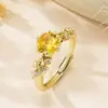 Nuevo producto transfronterizo: Anillo floral con tema de bosque con circonita cúbica de colores, diseño de rama y hoja en color dorado vintage, anillo de diamante simulado