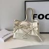 Bolso de gran capacidad de moda retro estilo coreano para mujer 2023 nuevo bolso cuadrado pequeño con lazo nicho de alto sentido bolso de hombro
