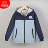Chaqueta de Forro Polar Reversible para Niños Otoño e Invierno Estilo Nuevo 2026 Cortavientos Infantil Top para Primavera y Otoño para Niños Medianos y Grandes Ropa Reversible