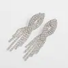 Pendientes de Comercio Exterior Europeos y Americanos, Pendientes de Cadena de Garra de Pedrería Microincrustada de Diamante Completo, Pendientes Fabricante Venta al por Mayor en Stock E355