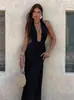 Ropa de mujer transfronteriza de Amazon otoño 2026 nuevo elegante vestido sin espalda con cuello halter y escote en V profundo, cintura entallada con retazos, para mujer