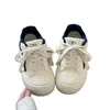 Tênis Branco Chunky de Estudante Estilo Coreano 2026 Primavera e Outono Novos Versáteis Sapatos de Pão Esportivos de Nicho Tênis Feminino
