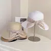 Sombrero de Paja de Color Sólido con Lazo de Flores de Apertura Trasera para Mujer, Sombrero de Pescador Elegante Versátil con Estilo para el Verano, Protección Solar