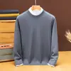 Suéter engrosado de alta densidad de 360 g para hombre, nuevo para otoño e invierno 2026, camisa base de punto de color liso para hombre, estilo casual de negocios