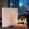 Calendário de Mesa de Ano Novo Ano do Carneiro Presente Aniversário Marco Cultural Criativo Base de Madeira Luz Noturna LED Personalizável